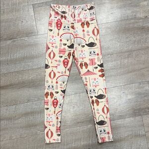 Art of Where Asian Style Print Leggings Size Medium